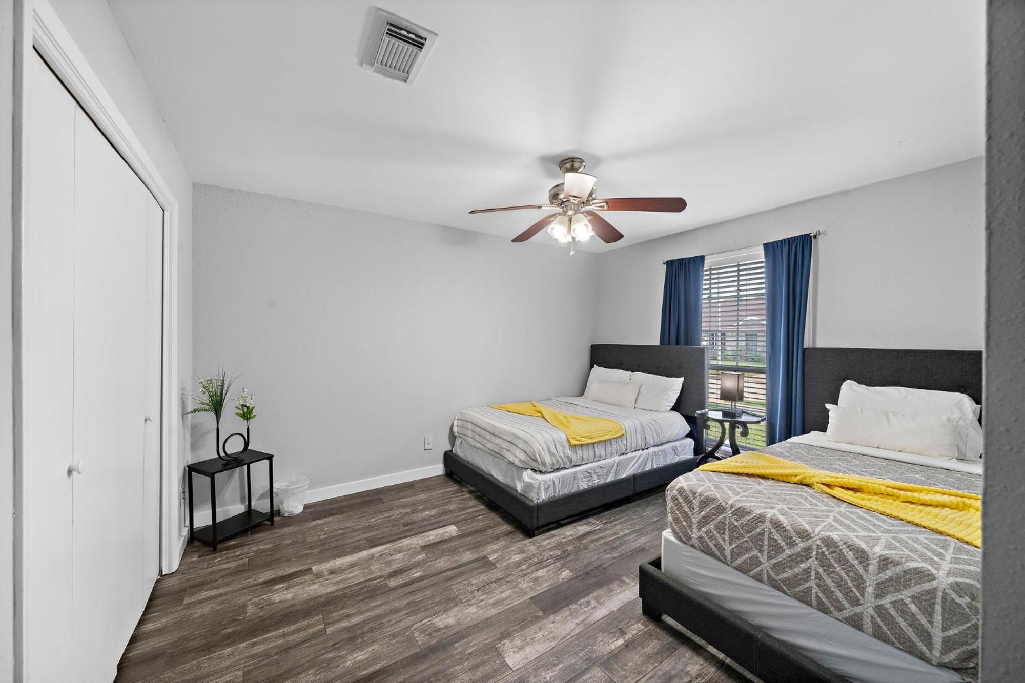 Вилла Houston Pool Getaway Games Parking Wifi Pet Экстерьер фото